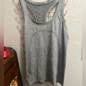 Lululemon swiftly tech tank .  Size 6.  GUC.